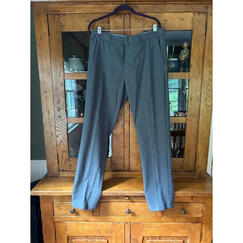 Old Navy Athletic Dress Pants Mens 33x32 Built In Flex Gray Straight EUC
